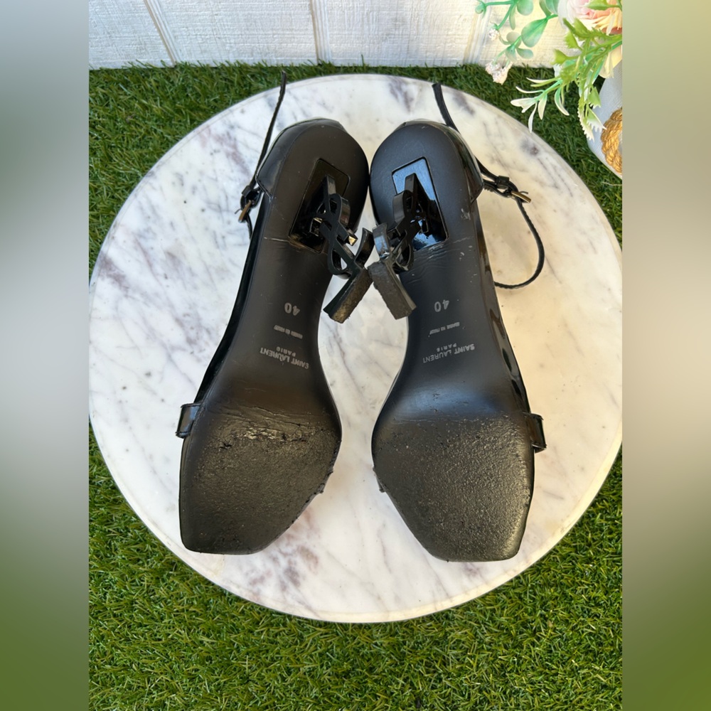 Saint Laurent
Opyum black patent leather heels size 40 US 10 preowned - Picture 16 of 16